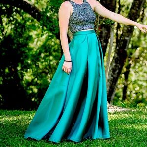 Prom dress! Gorgeous! 2 piece!